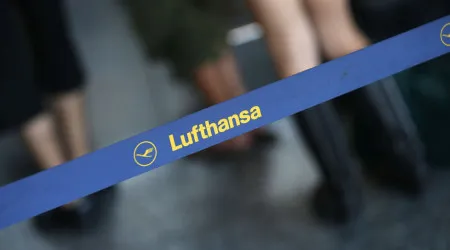 Lucro da Lufthansa cai 8% no 3.º trimestre do ano