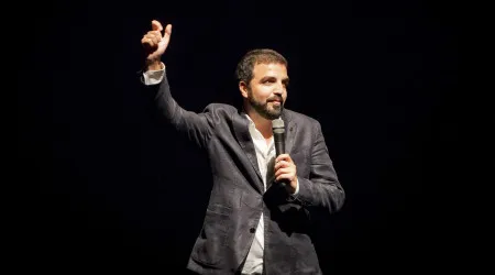 Salvador Martinha regressa ao stand-up