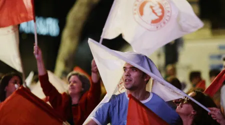 Autarca manifesta "pública contrição" por "desabafo" tido por homofóbico