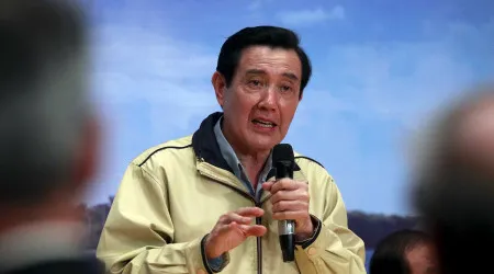 Ex-presidente taiwanês Ma Ying-jeou visita China para fórum comunista