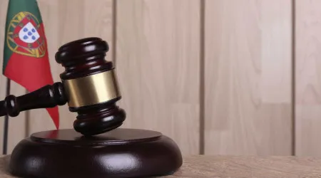 Condenado a 10 anos de prisão por abuso sexual de enteadas