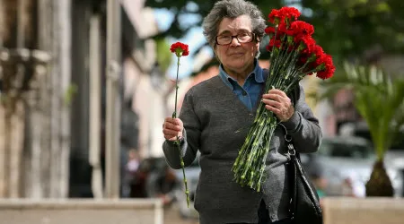 PCP em Lisboa propõe homenagem a Celeste dos Cravos numa rua da cidade