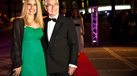 Paula Marcelo na SIC para homenagear Camilo de Oliveira