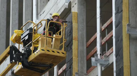 Sindicato da construção alerta para perigo de aumento de acidentes de trabalho