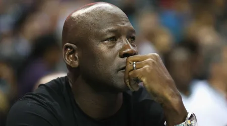 Casa de Michael Jordan invadida. Jovem de 18 anos detido