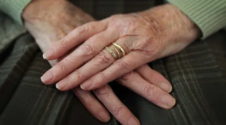 Homem detido por violência doméstica contra a tia de 85 anos em Bragança