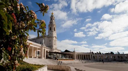 Fátima recebe milhares de crianças em peregrinação após 2 anos de pausa