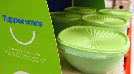 Fábrica da Tupperware para produção em Constância. Governo "a acompanhar"