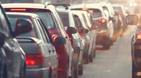 Dependência do carro "começa com problemas graves de urbanismo"
