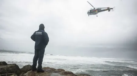 Buscas por corpo na praia Verde na Póvoa de Varzim