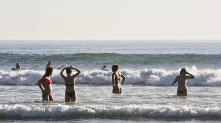 Banhos interditos em Matosinhos por "contaminação microbiológica"