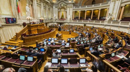 Chega elogia Gorbachev em voto de pesar entregue no Parlamento