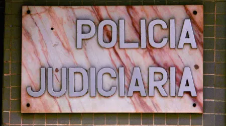 Ateia fogo a habitação após companheira decidir sair de casa nas Caldas