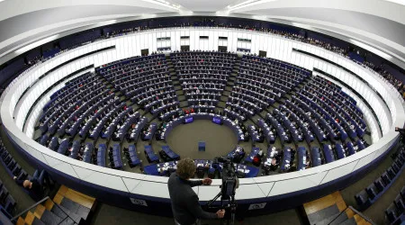 Eurodeputados debatem crises em sessão marcada por Prémio Sakharov