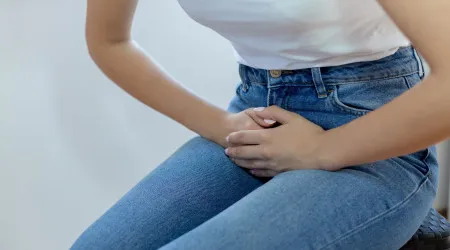 Parlamento aprova regime de faltas justificadas para mulheres com endometriose