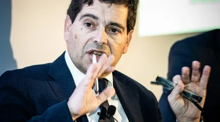 "Se fossemos a vender ativo a ativo, demorávamos mais de 20 anos"
