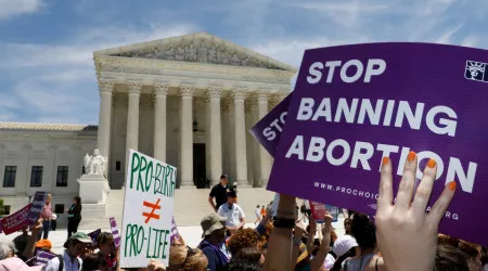 Supremo dos EUA mantém proibição de abortos de emergência no Texas