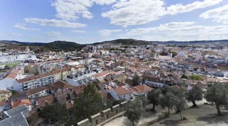 Festival de Música Antiga de Torres Vedras arranca com concerto pela paz