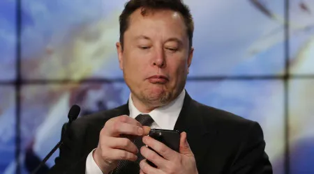 Jaguar muda logótipo e Elon Musk reage: "Vendem carros?"