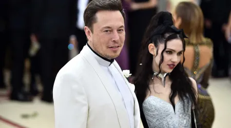 Grimes pede a Elon Musk para não ignorar "crise médica" do filho