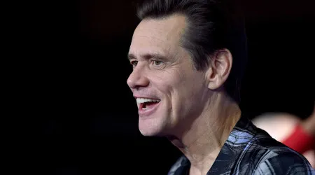Jim Carrey volta a reduzir preço de mansão. Agora custa 21,9 milhões