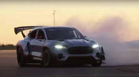 O novo Ford Mustang Mach-E como nunca o viu