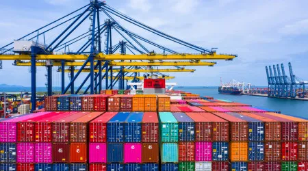 Exportações e importações dispararam 11,9% e 3,3% em fevereiro