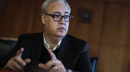 "Muito cansado", João Loureiro já regressou a Portugal