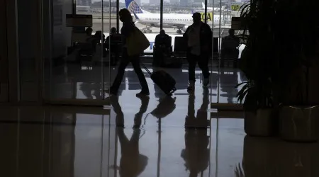 Em Portugal, todos os aeroportos têm nome de homem. Vamos mudar isso?