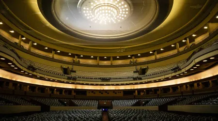 Coliseu do Porto evoca em junho último concerto da carreira de José Afonso