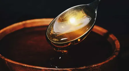 Os benefícios de comer meia colher de sopa de mel por dia