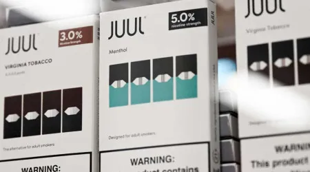 Juul Laabs pode continuar a vender cigarros eletrónicos