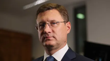 Rússia apela aos países da OPEP+ para que respeitem restrições acordadas