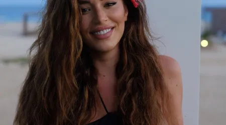 Jéssica Nogueira, ex-'Big Brother', faz sessão de cortar a respiração