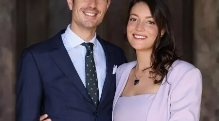 O motivo pelo qual a princesa Alexandra esteve fora da linha de sucessão 