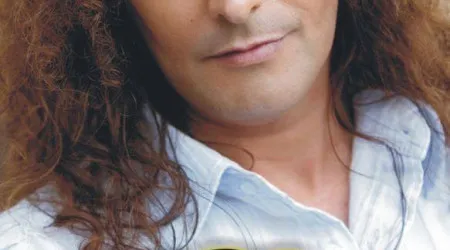 Cantor Beto faria hoje 56 anos. "És o meu anjo da guarda"