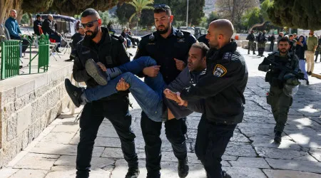 Polícia israelita detém 6 manifestantes em protesto contra governo