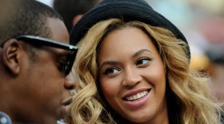 Mãe de Beyoncé destaca imagens únicas da filha com Jay-Z