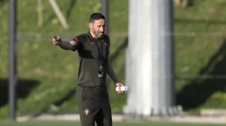 Selecionador de sub-17 lamenta empate no França-Portugal: "É pena..."