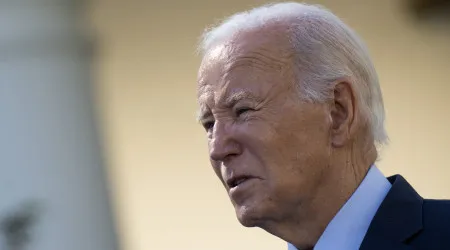 Arizona limita aborto, Biden reage: "Não protege em violação ou incesto"