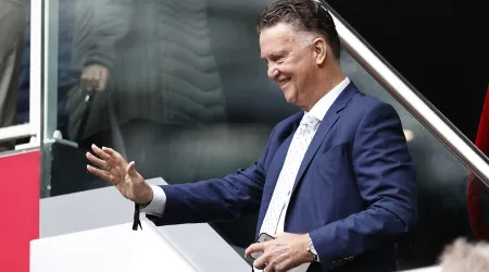 "Van Gaal é uma farsa. Não quero perder nem mais um minuto a falar dele"