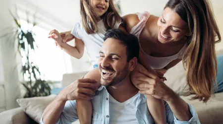Como aumentar de forma natural as hormonas que o deixam mais feliz