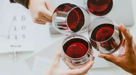 Vinho vs cerveja. Afinal, o que engorda mais?