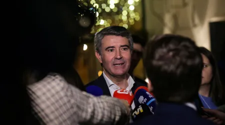 Candidatos do PS são "defensores da Constituição e liberdade religiosa"