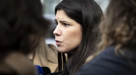 BE critica "viragem à direita" e prevê cortes na despesas sociais