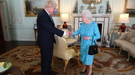 Boris Johnson revela o tipo de cancro que Isabel II tinha quando morreu