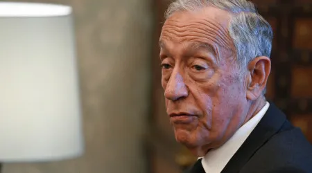 Marcelo diz ser indesejável ex-Presidente intervir na atualidade política