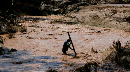 Quénia. Sobe para 46 o número de mortos devido a rebentamento de barragem