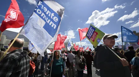 Governo e sindicatos da Função Pública voltam hoje a reunir-se