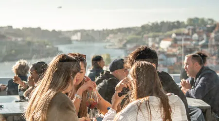 Gaia. Esplanada Jardim do Morro reabriu as portas e tem novidades